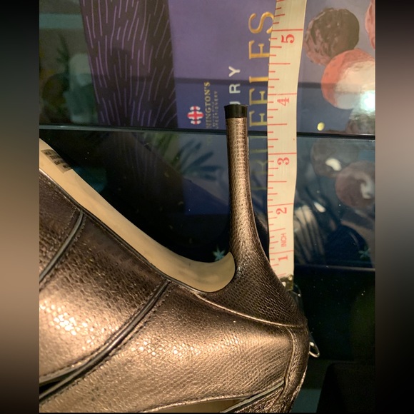 Michael Michael Kors Mavis Heel - Picture 15 of 16